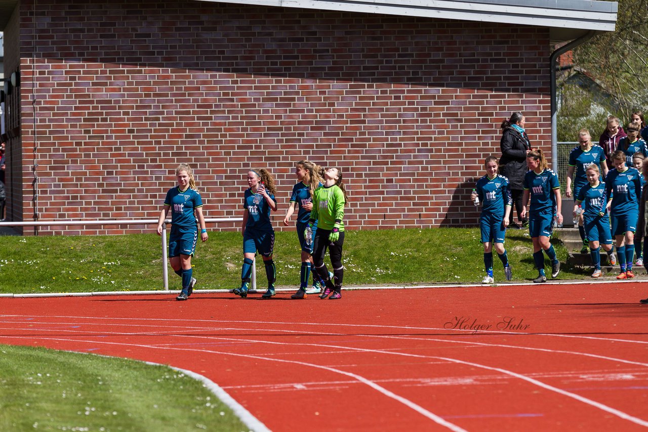 Bild 352 - wBJ VfL Oldesloe - SV Henstedt Ulzburg : Ergebnis: 3:3